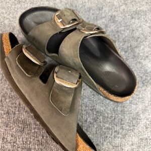 Birkenstock Arizona Double Buckle Sandals - Olive